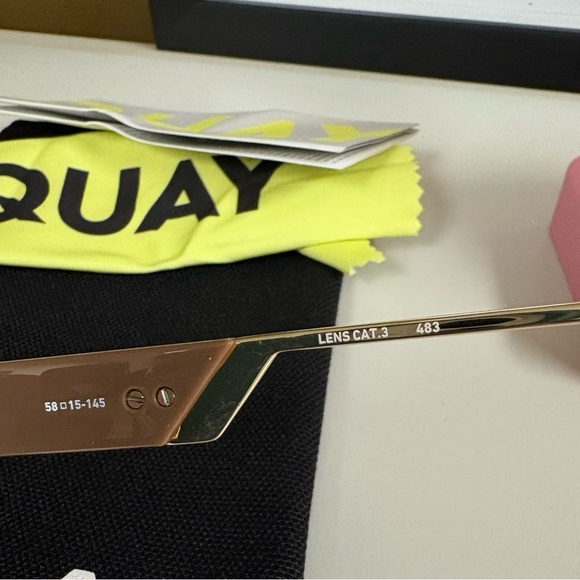 Quay Australia Hotel Lobby Oversized Square Sunglasses in Doe Brown - Picture 11 of 11